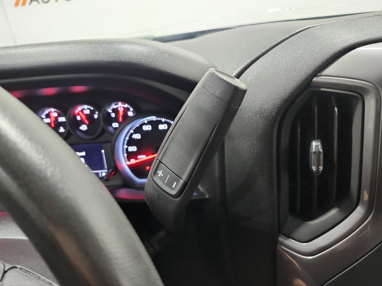 Used 2021 Chevrolet Silverado 2500 Custom w/ Custom Value Package AWD/4WD image 21