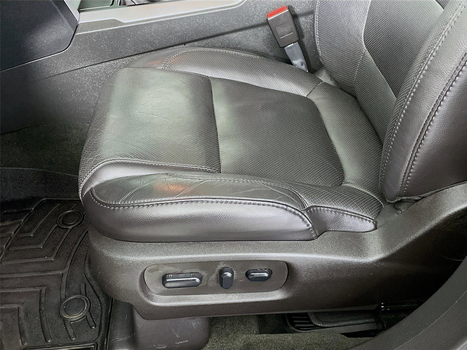 Used 2015 Ford Explorer Limited w/ Equipment Group 302A image 24