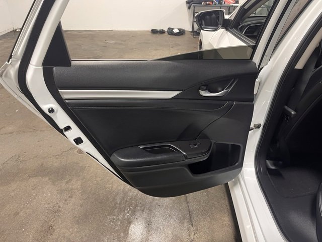 Used 2019 Honda Civic Touring image 19