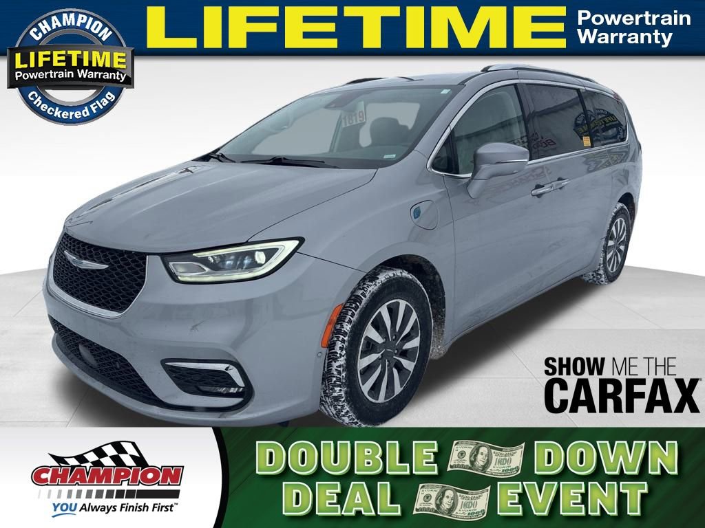 Used 2021 Chrysler Pacifica Touring-L image 1