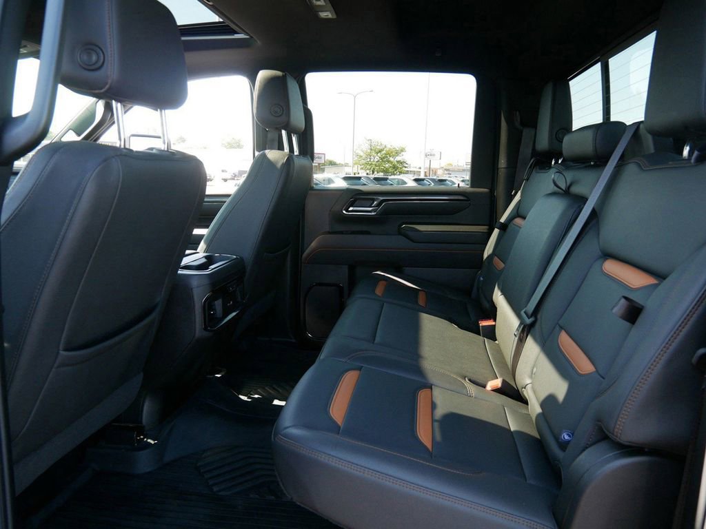 Used 2024 GMC Sierra 3500 AT4 w/ AT4 Premium Plus Package image 13