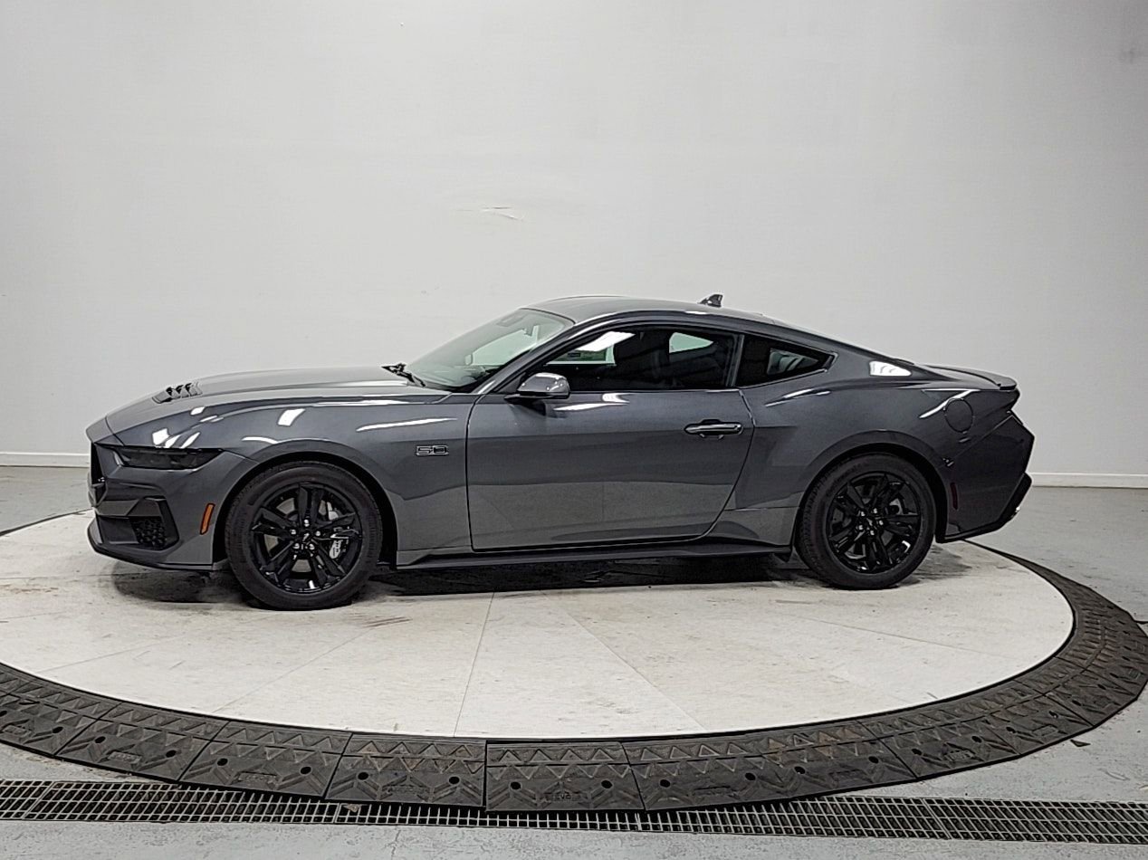 New 2026 Ford Mustang GT RWD image 4