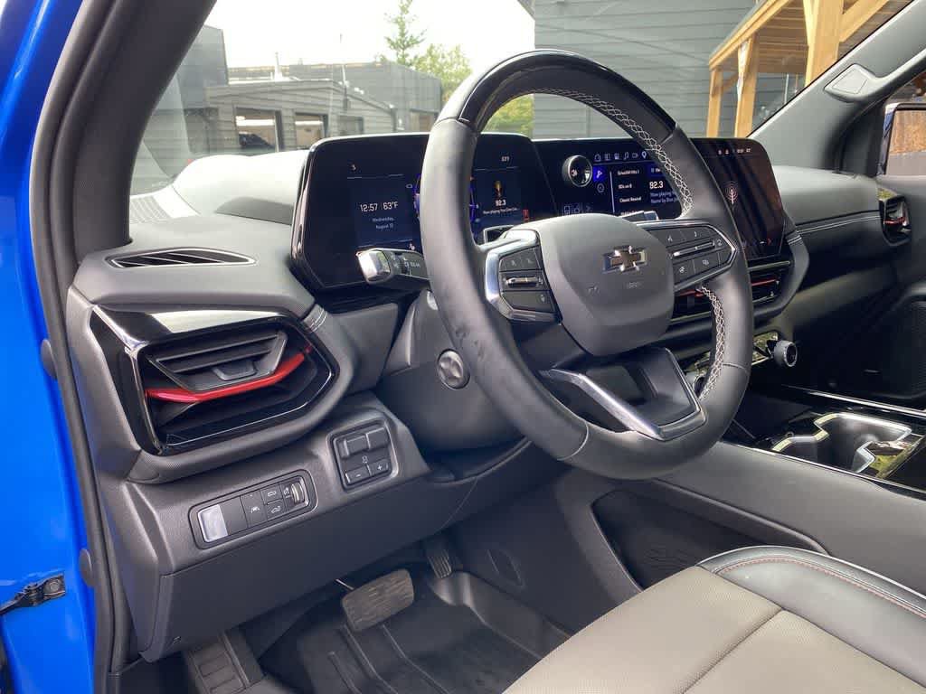 Used 2026 Chevrolet Silverado EV Trail Boss AWD/4WD image 2