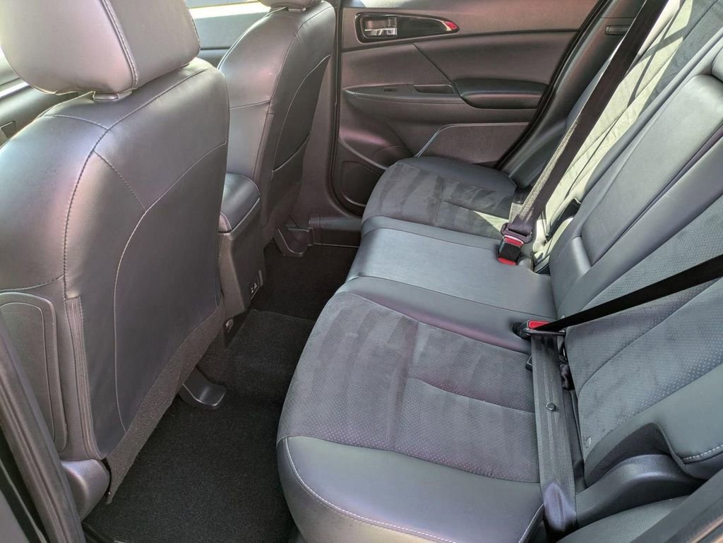 Used 2025 Mitsubishi Eclipse Cross SE image 24