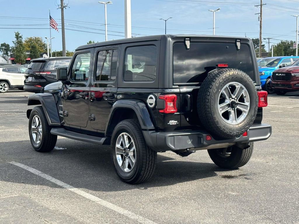 Used 2018 Jeep Wrangler Unlimited Sahara image 6
