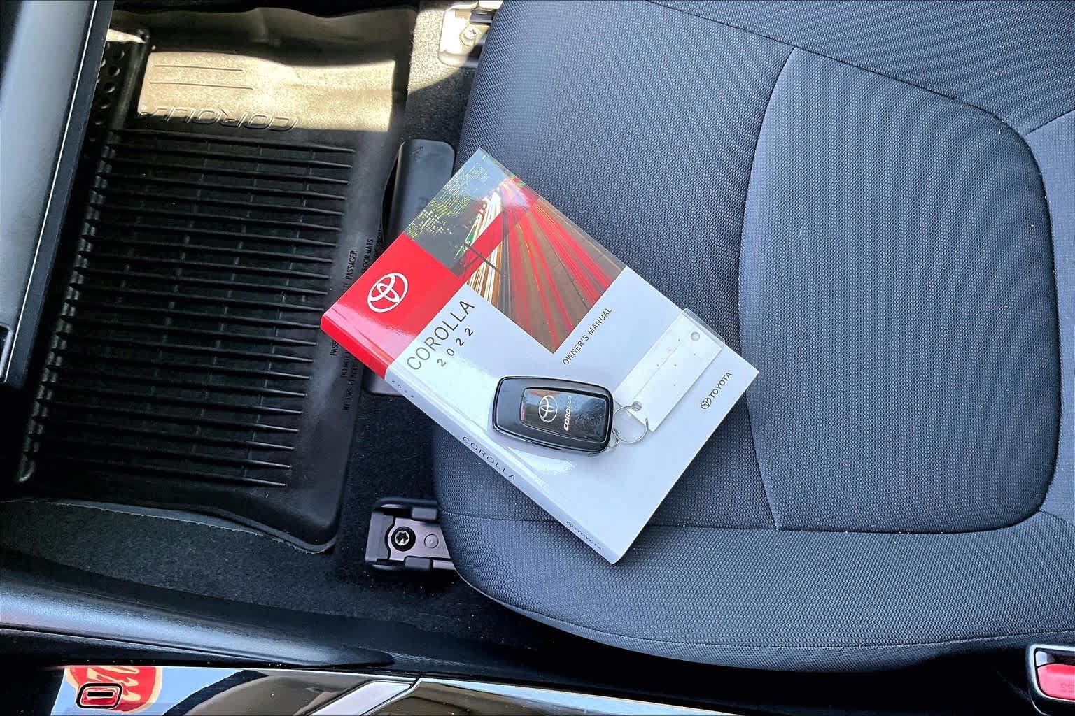 Certified 2022 Toyota Corolla LE w/ LE Convenience Package FWD image 14
