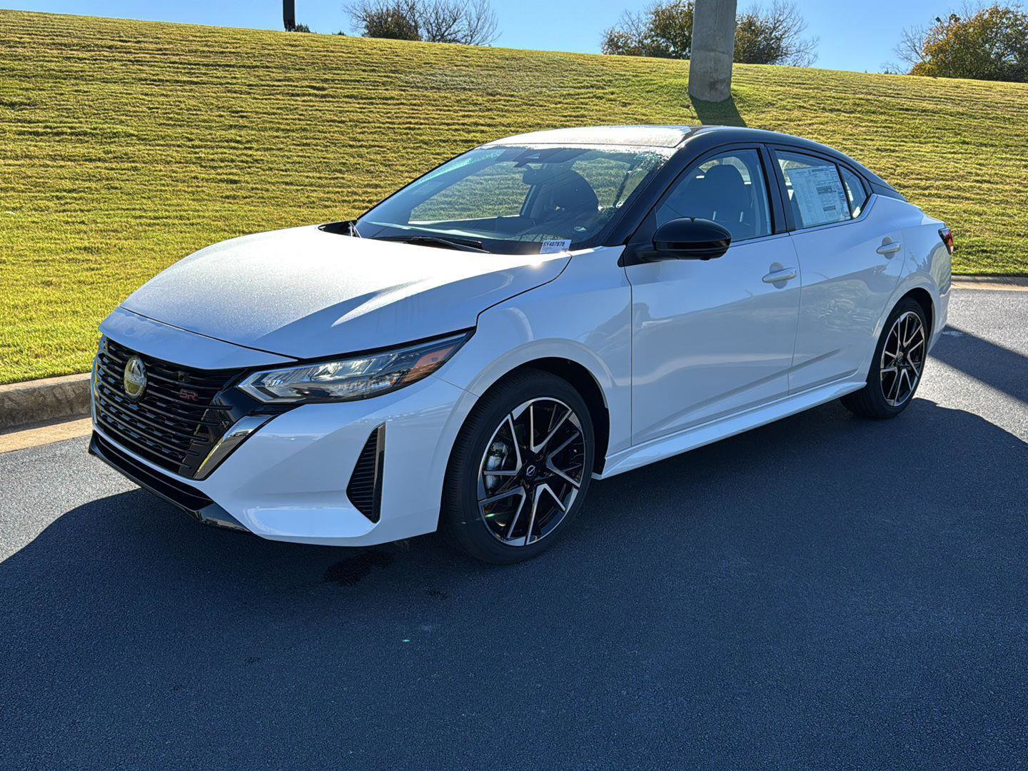 New 2025 Nissan Sentra SR w/ SR Premium Package image 2