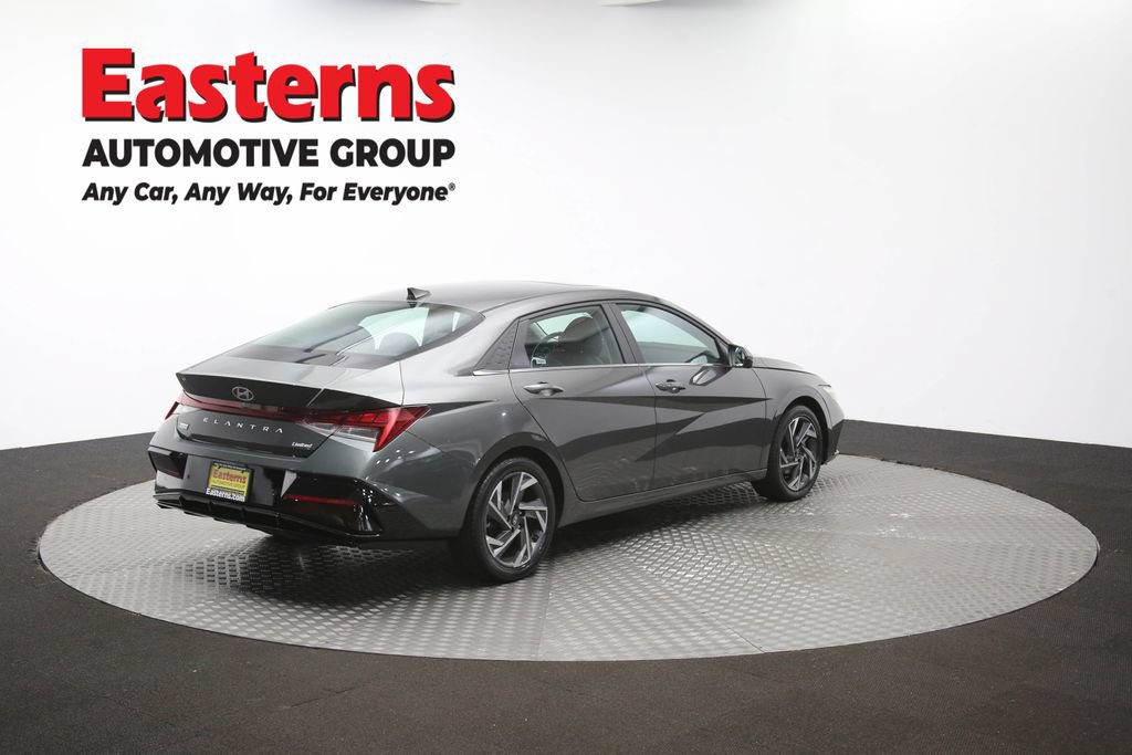Used 2024 Hyundai Elantra Limited FWD image 43