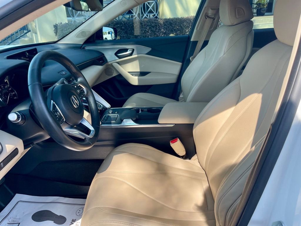 Used 2022 Acura TLX image 10