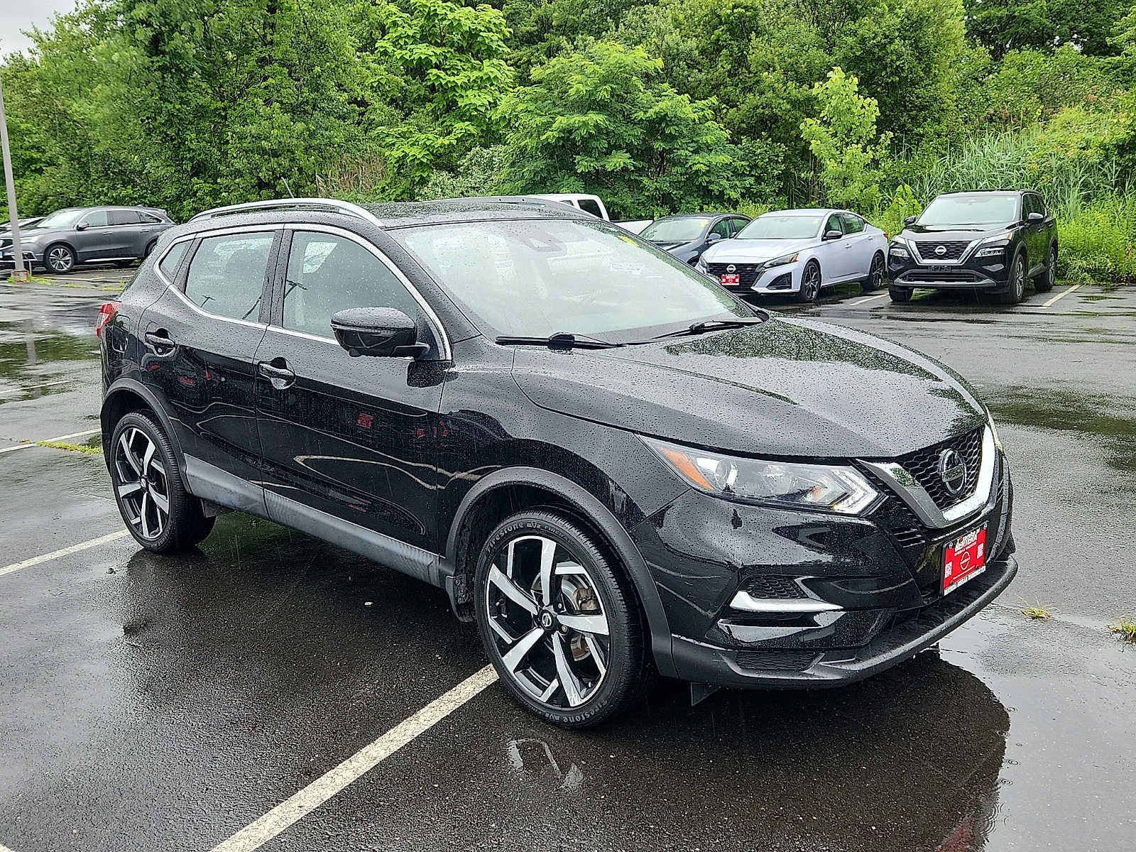 Used 2020 Nissan Rogue Sport SL AWD/4WD image 3