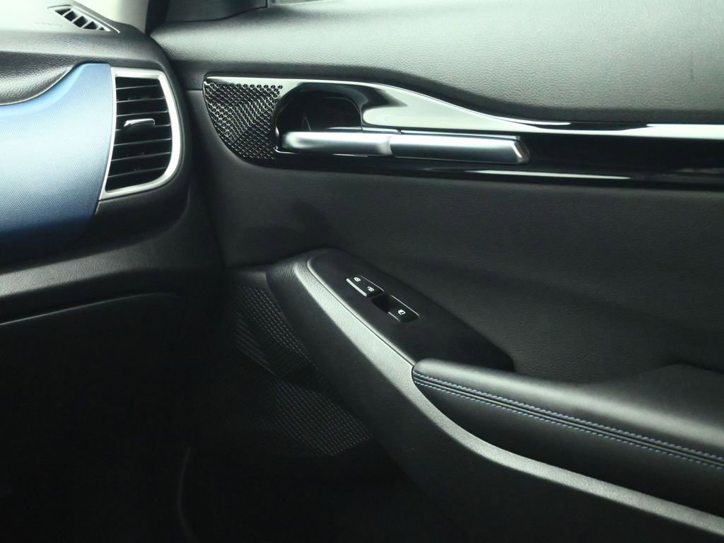 Certified 2022 Kia Seltos S image 46