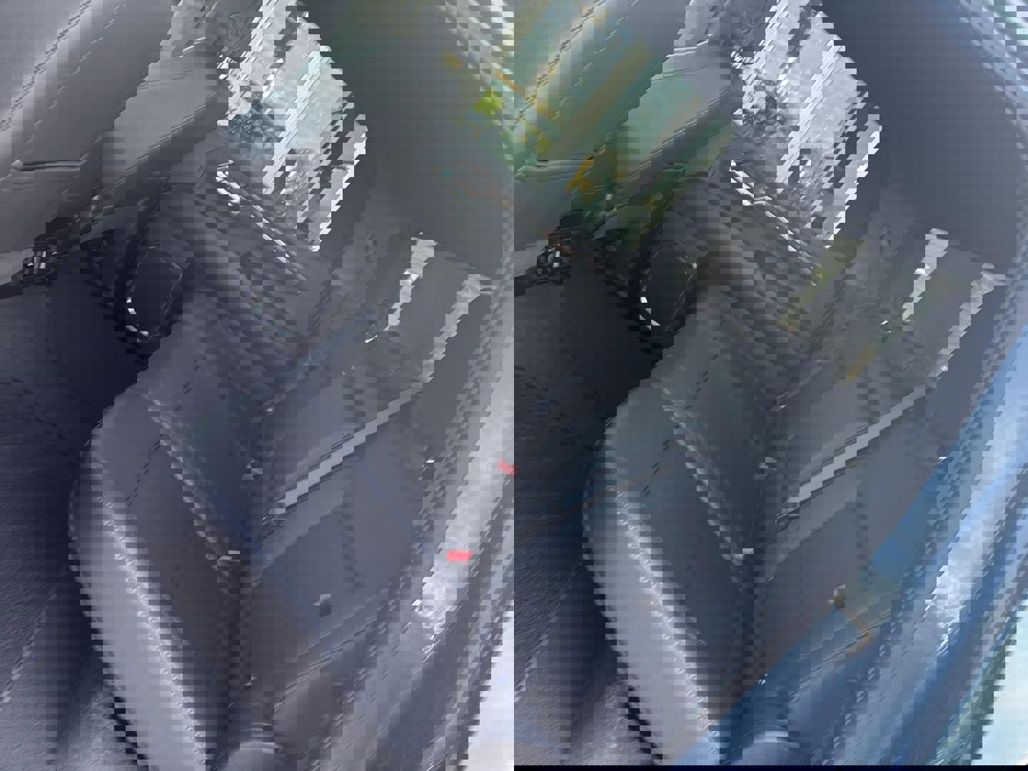 Used 2024 GMC Sierra 1500 SLT image 12