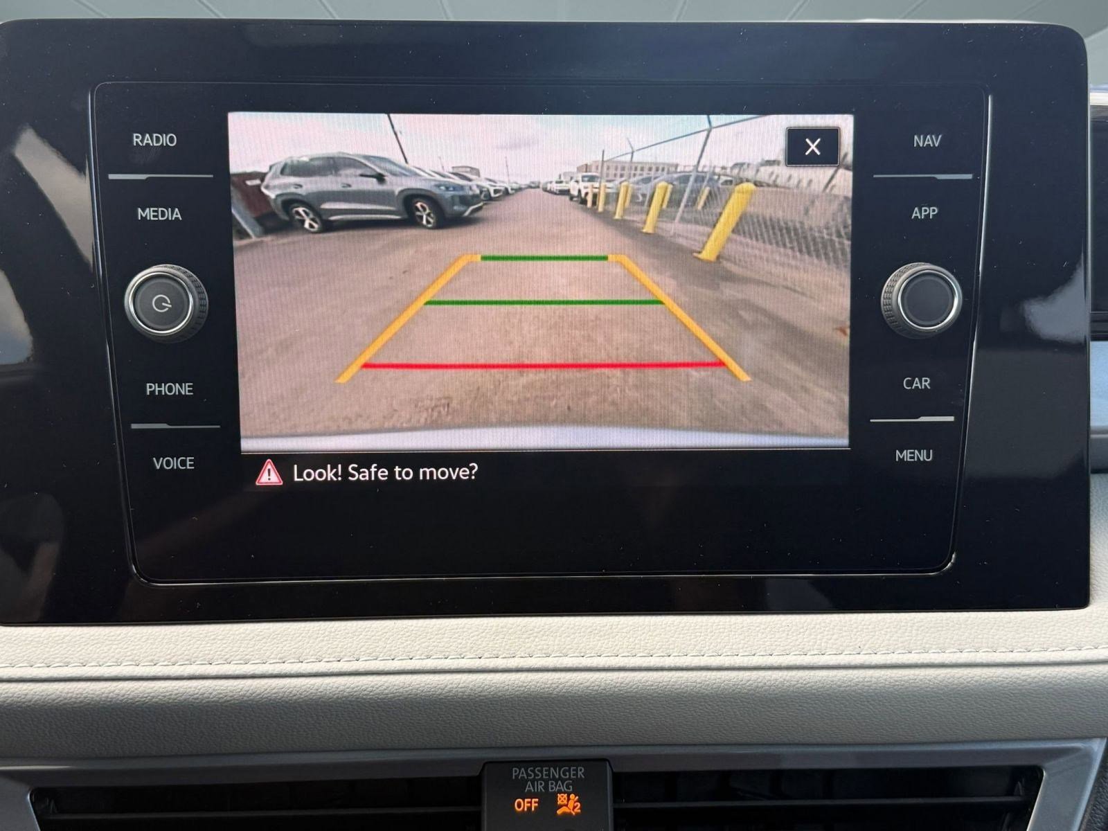 New 2026 Volkswagen Taos SEL image 24