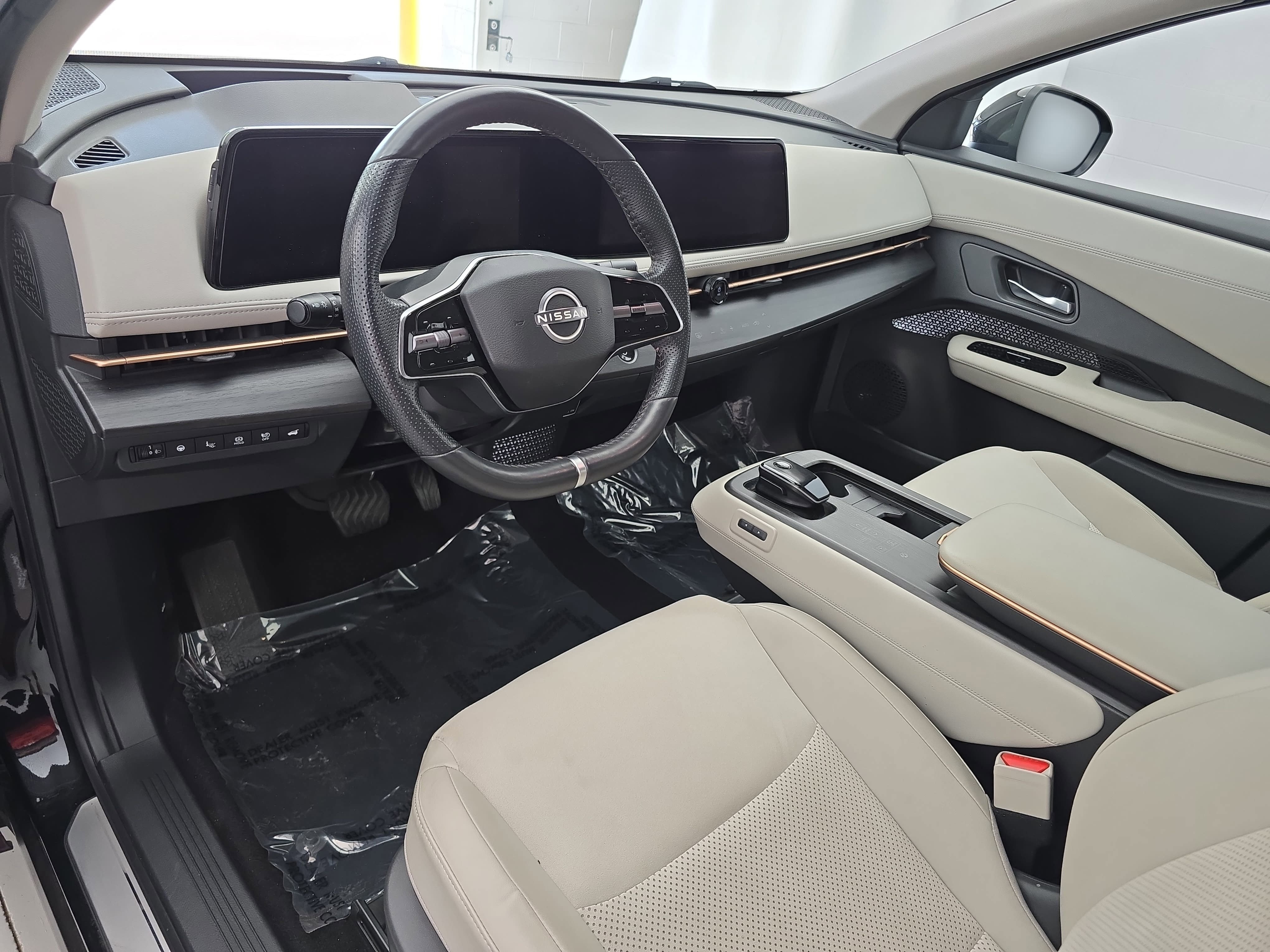 Certified 2024 Nissan Ariya FWD image 16