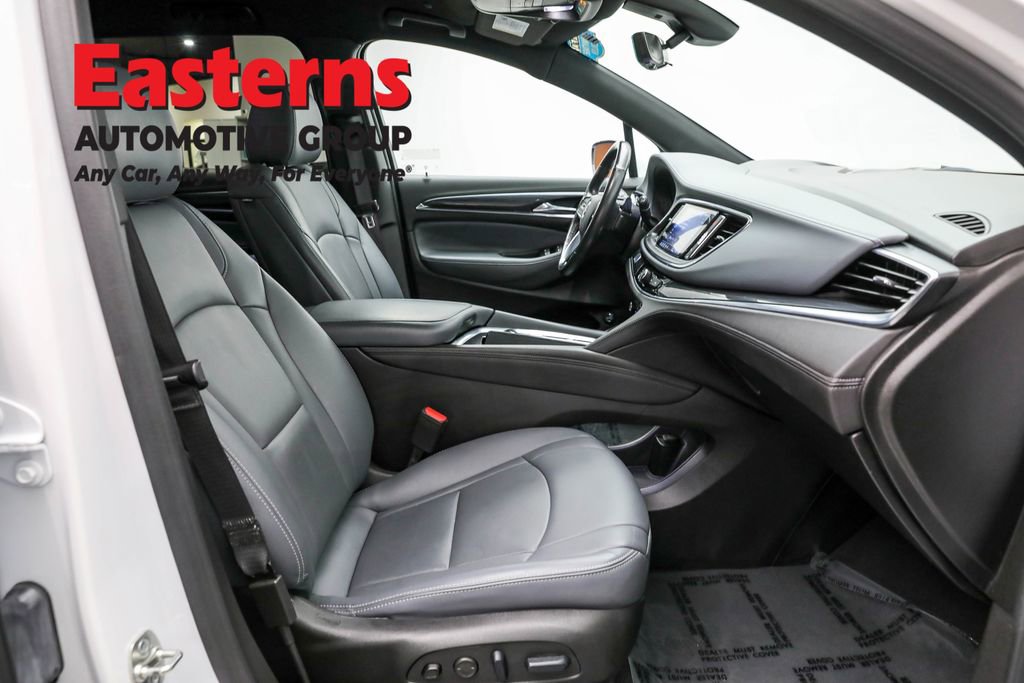 Used 2024 Buick Enclave Premium image 26