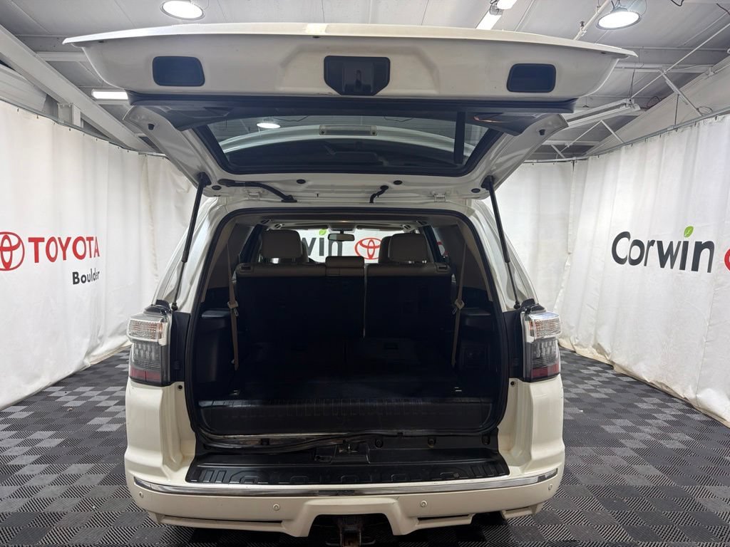 Used 2017 Toyota 4Runner Limited AWD/4WD image 17