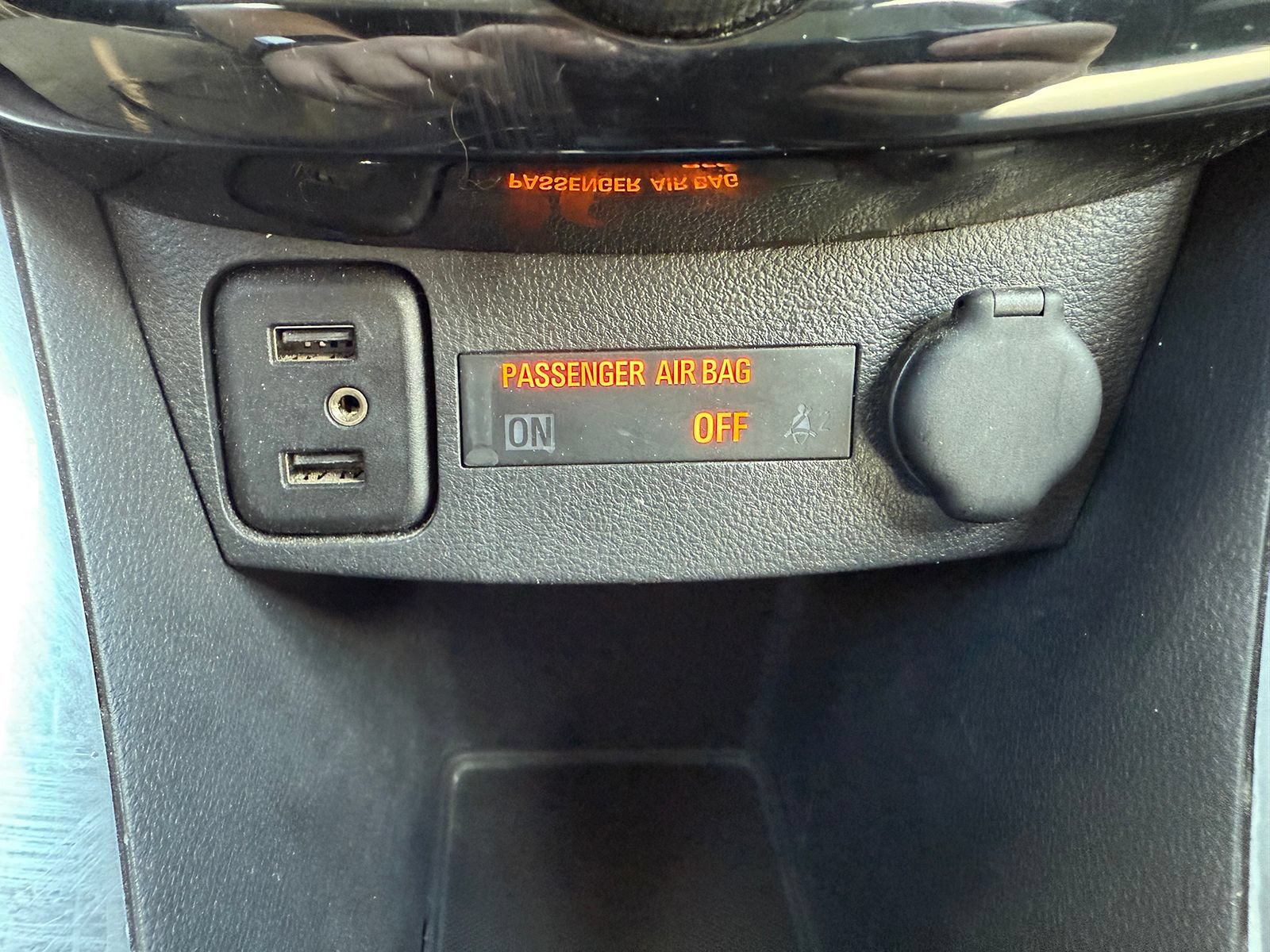 Certified 2020 Chevrolet Trax Premier AWD/4WD image 25