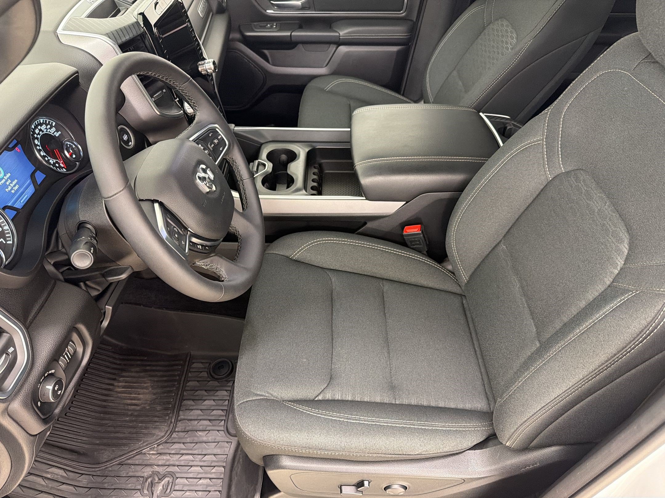 Used 2025 RAM 1500 Big Horn AWD/4WD image 5