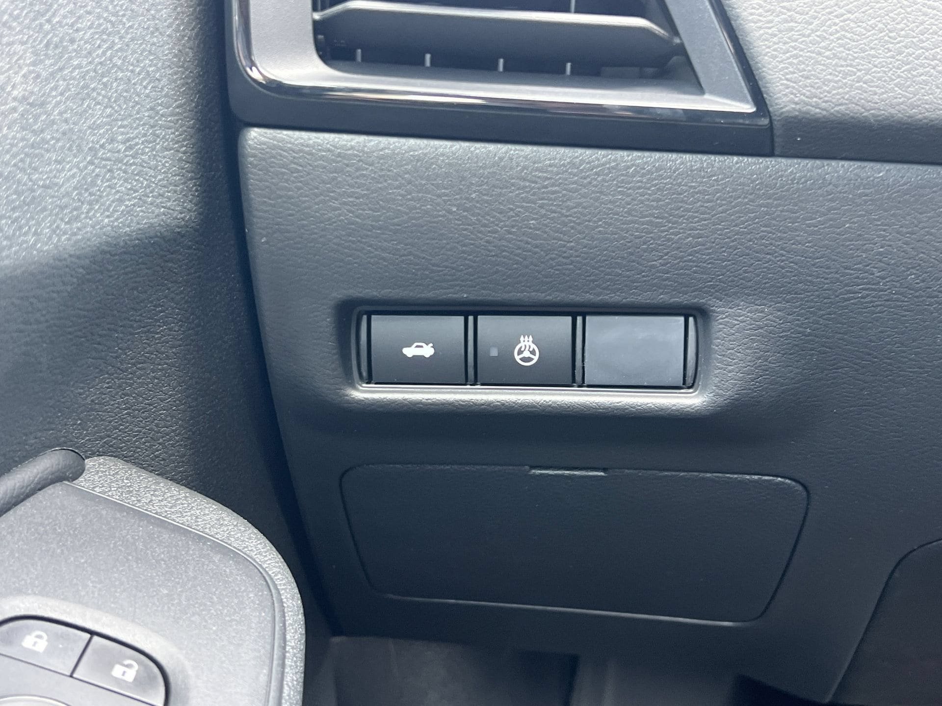 New 2026 Nissan Sentra SV w/ SV Convenience Package FWD image 13