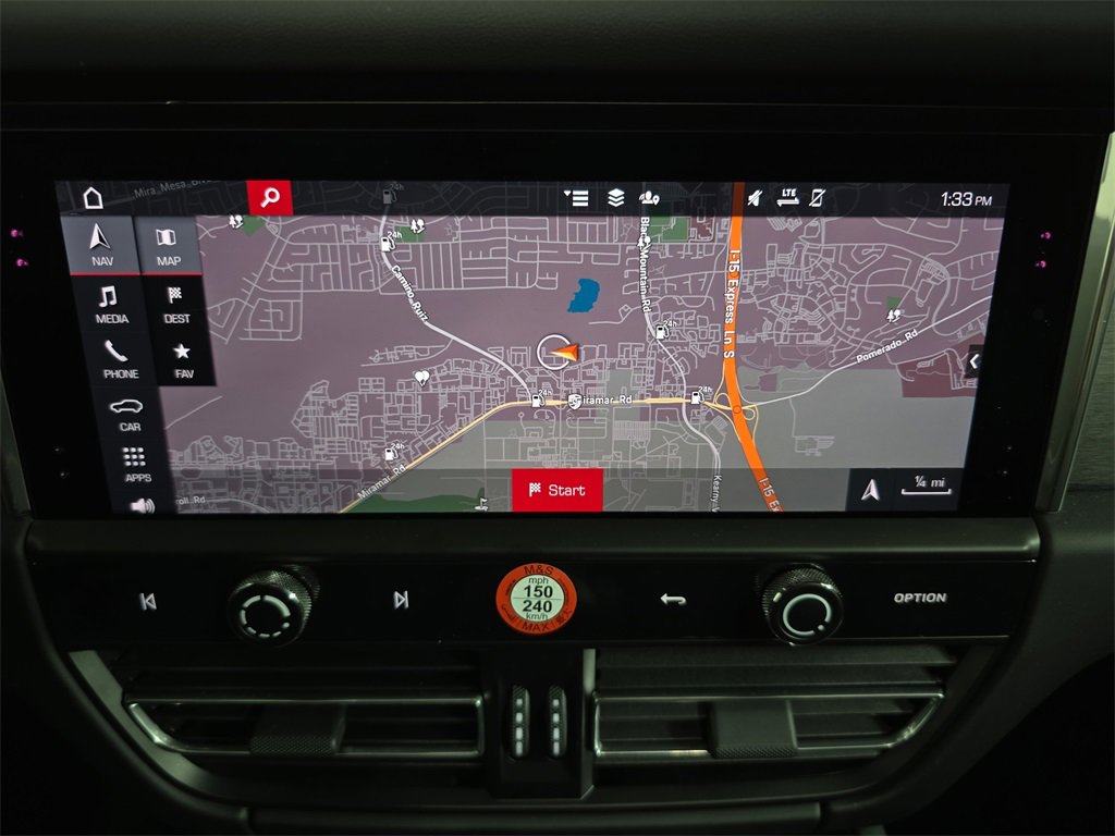 Certified 2025 Porsche Macan GTS image 18