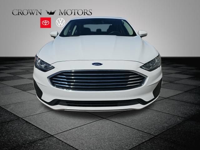 Used 2020 Ford Fusion SE FWD image 2