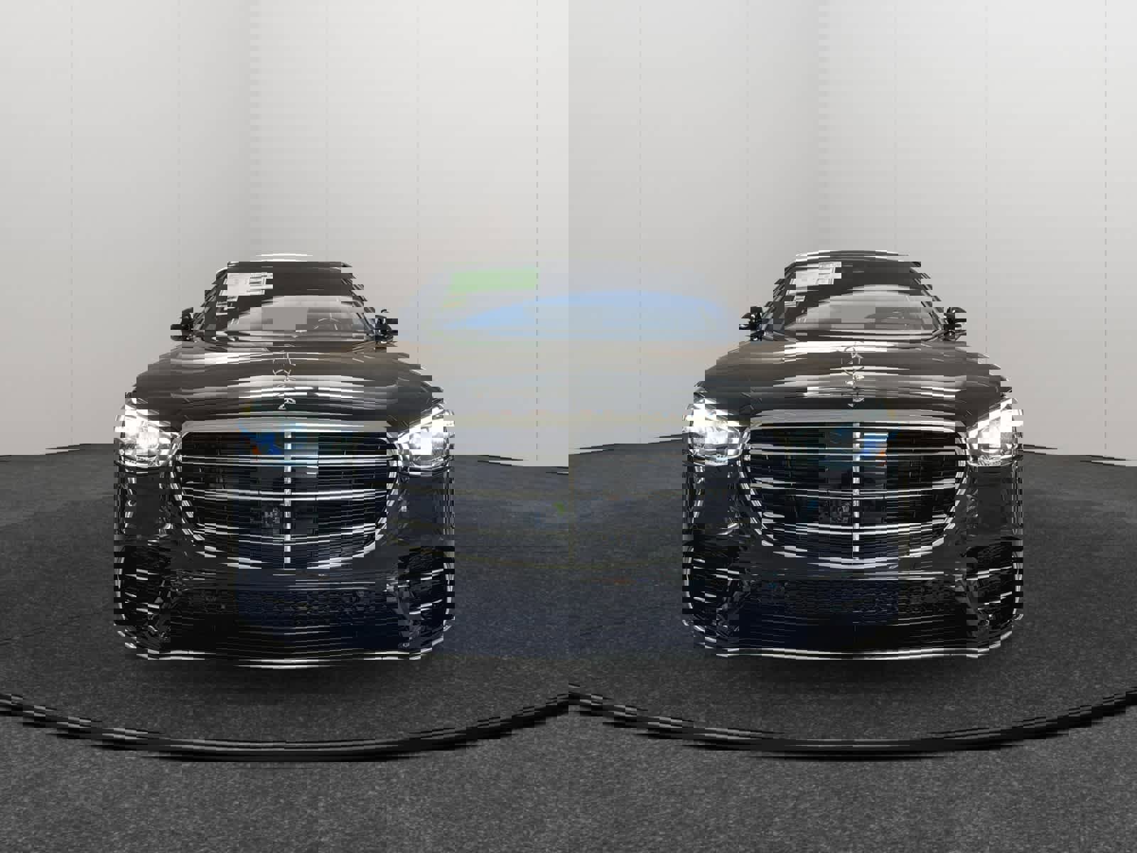 New 2026 Mercedes-Benz S 580 4MATIC Sedan image 2