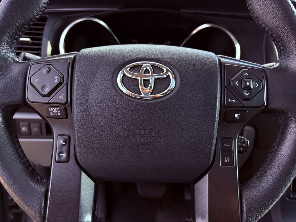 Used 2020 Toyota Sequoia Limited AWD/4WD image 15