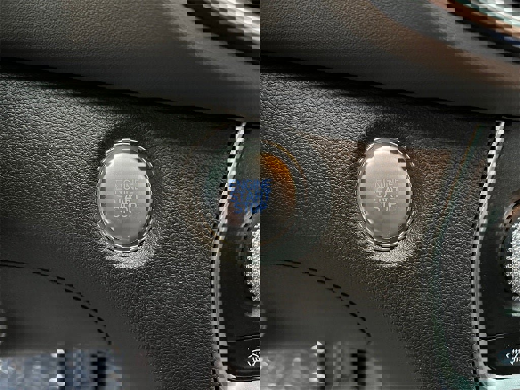 Used 2020 Hyundai Santa Fe SEL image 23