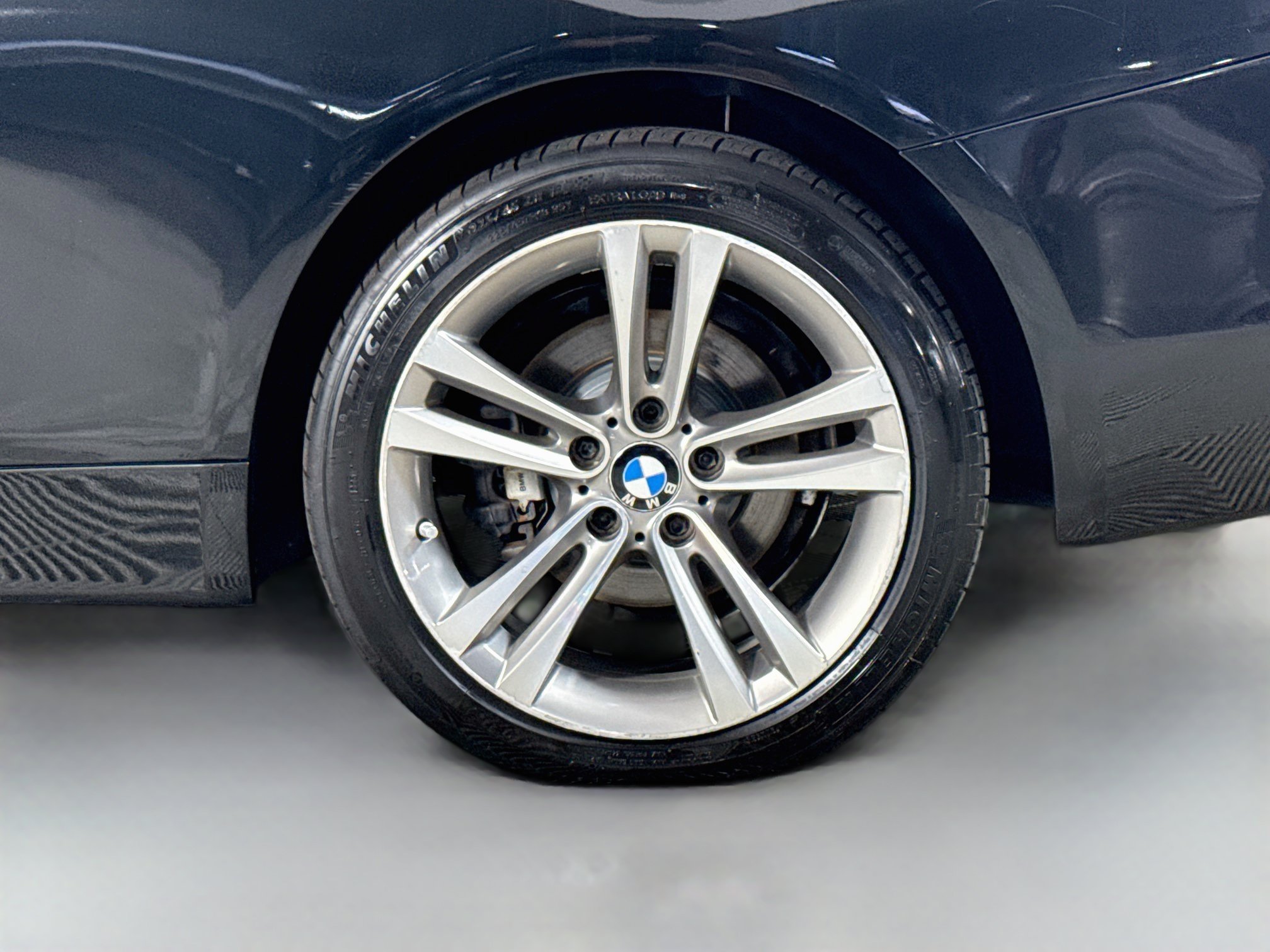 Used 2016 BMW 428i xDrive Convertible AWD/4WD image 35