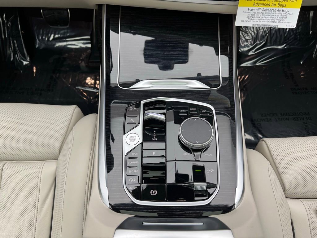New 2026 BMW X7 xDrive40i w/ M Sport Package image 12