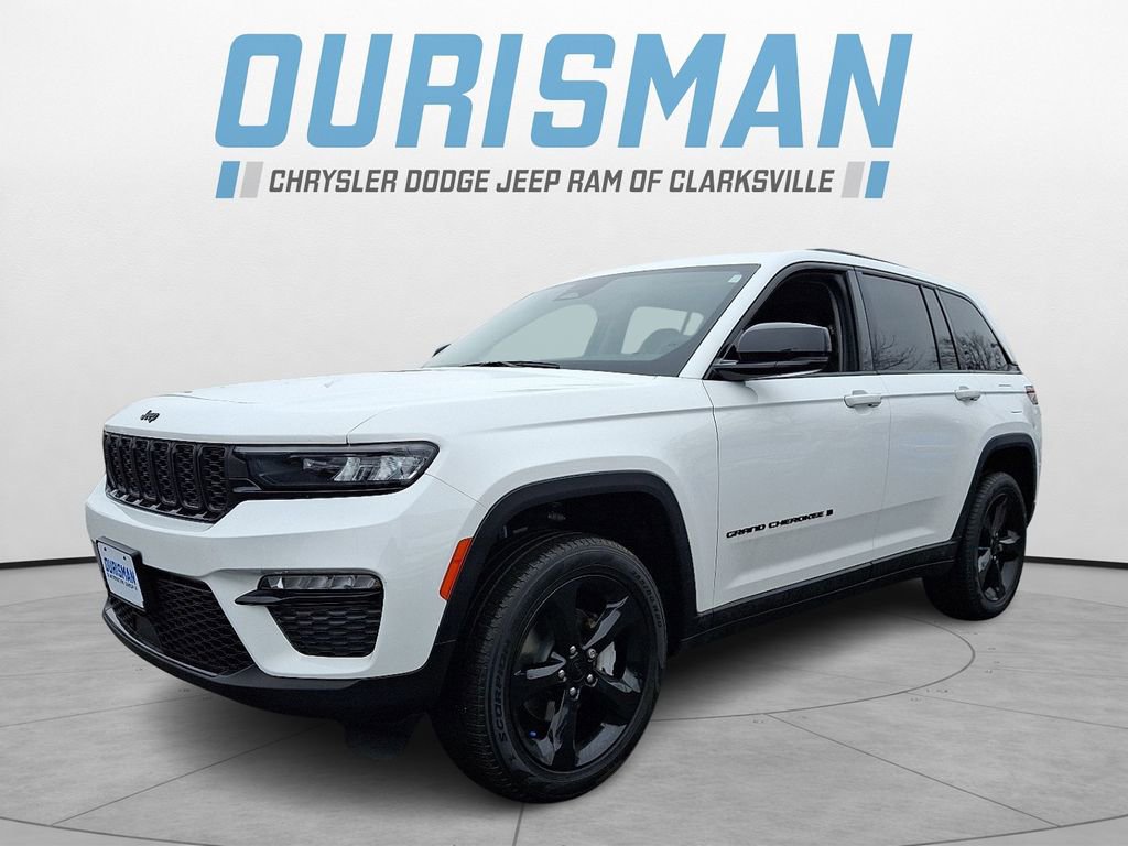 Used 2023 Jeep Grand Cherokee Limited w/ Luxury Tech Group II image 3