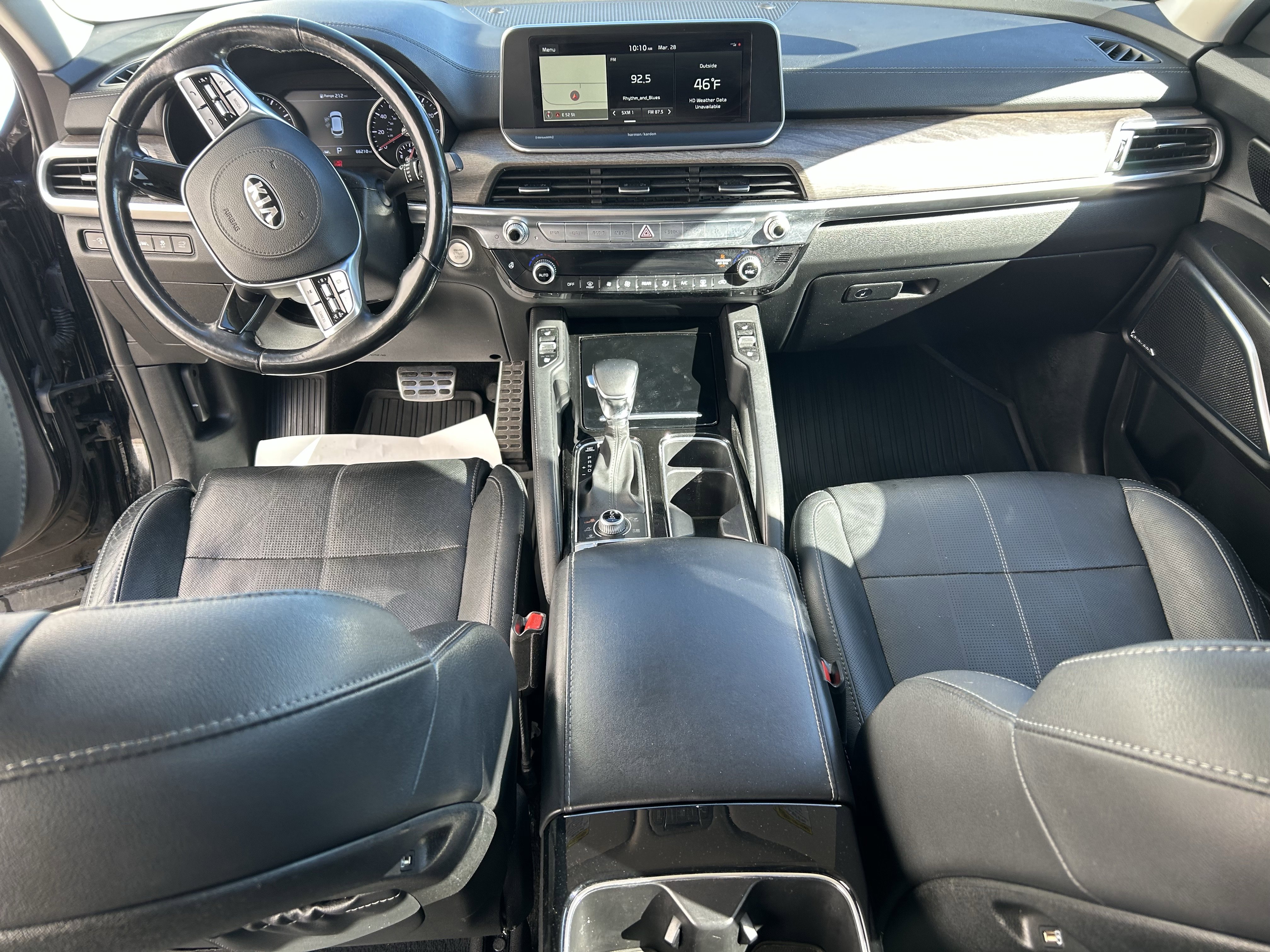 Used 2020 Kia Telluride SX w/ Towing Package AWD/4WD image 23