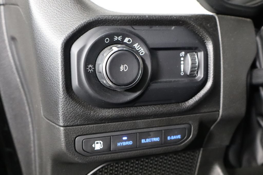 Used 2024 Jeep Wrangler Unlimited AWD/4WD image 14