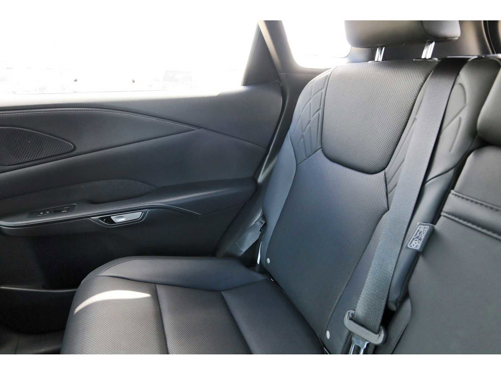 Used 2024 Lexus RX 350 FWD w/ Technology Package image 9