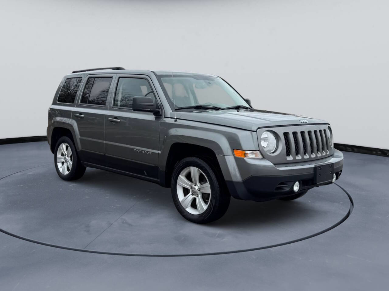 Used 2012 Jeep Patriot Latitude w/ Sun/Sound Group image 4