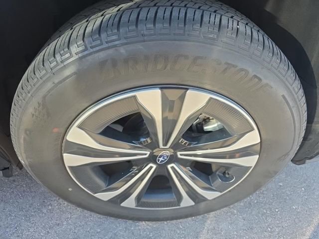 Used 2023 Subaru Solterra AWD image 5