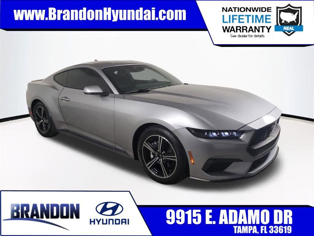 Used 2025 Ford Mustang Premium RWD image 1