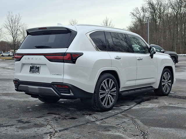 New 2026 Lexus LX 600 4WD w/ Luxury Package image 4