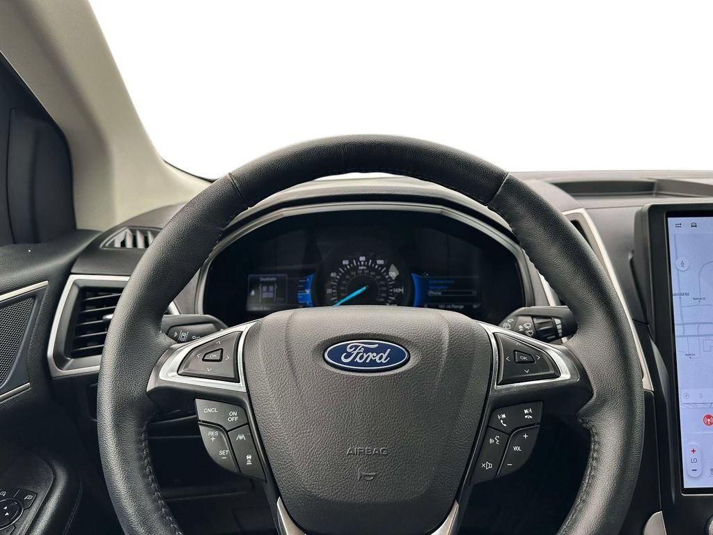 Certified 2024 Ford Edge SEL w/ Convenience Package AWD/4WD image 18