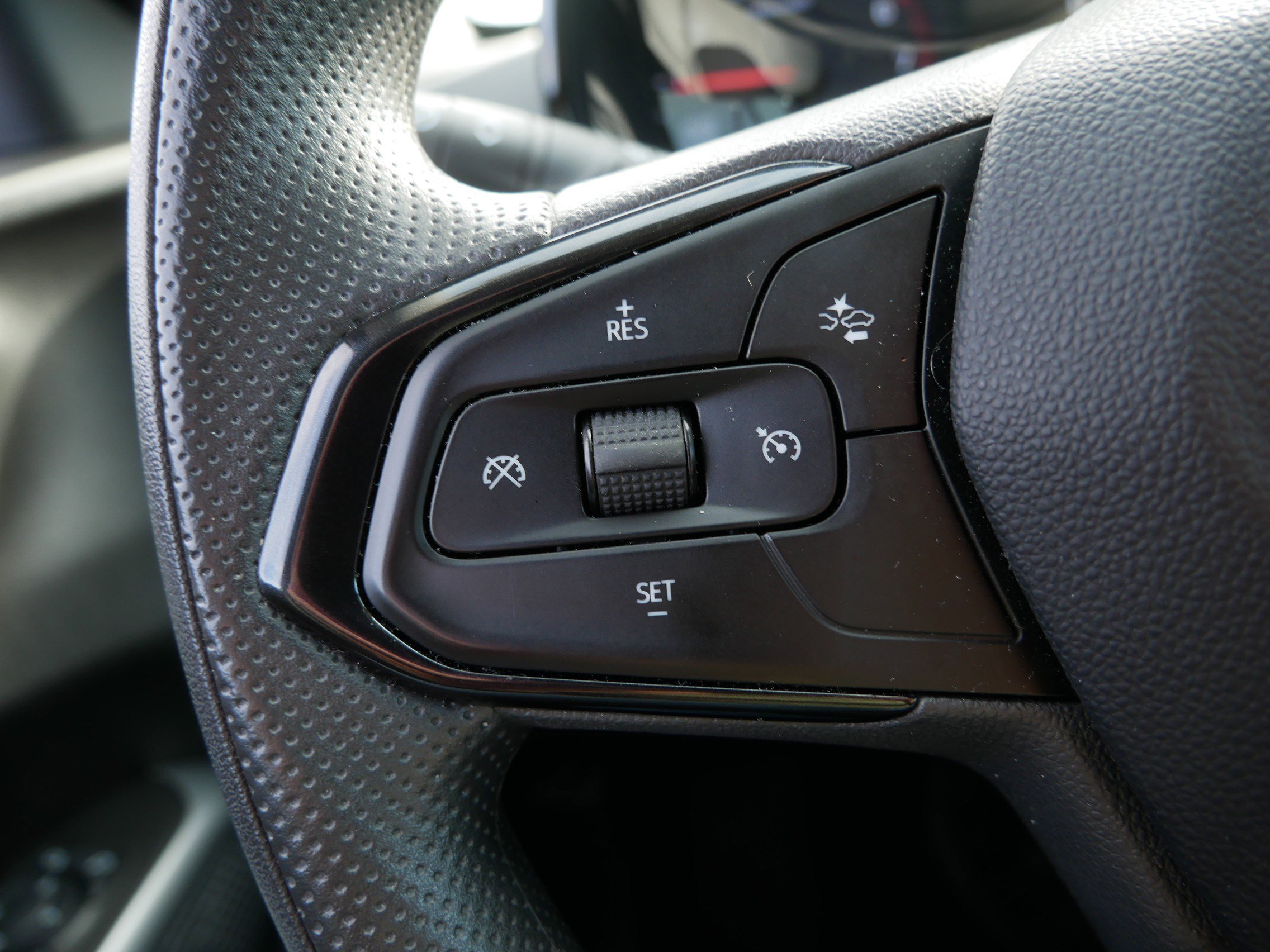 Certified 2024 Chevrolet Trax LS w/ LS Convenience Package image 26