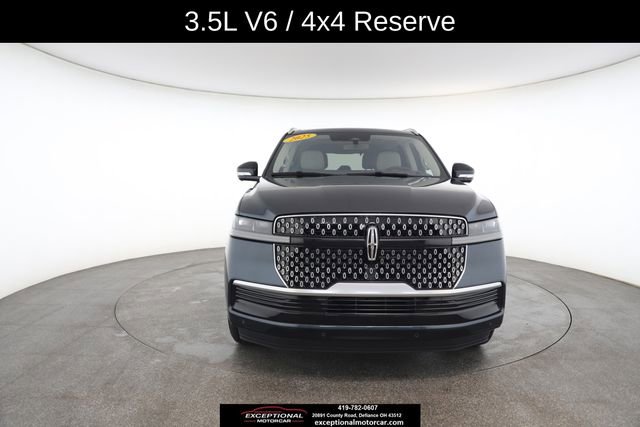 Used 2025 Lincoln Navigator Reserve image 30