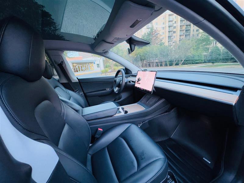 Used 2021 Tesla Model Y Long Range image 28