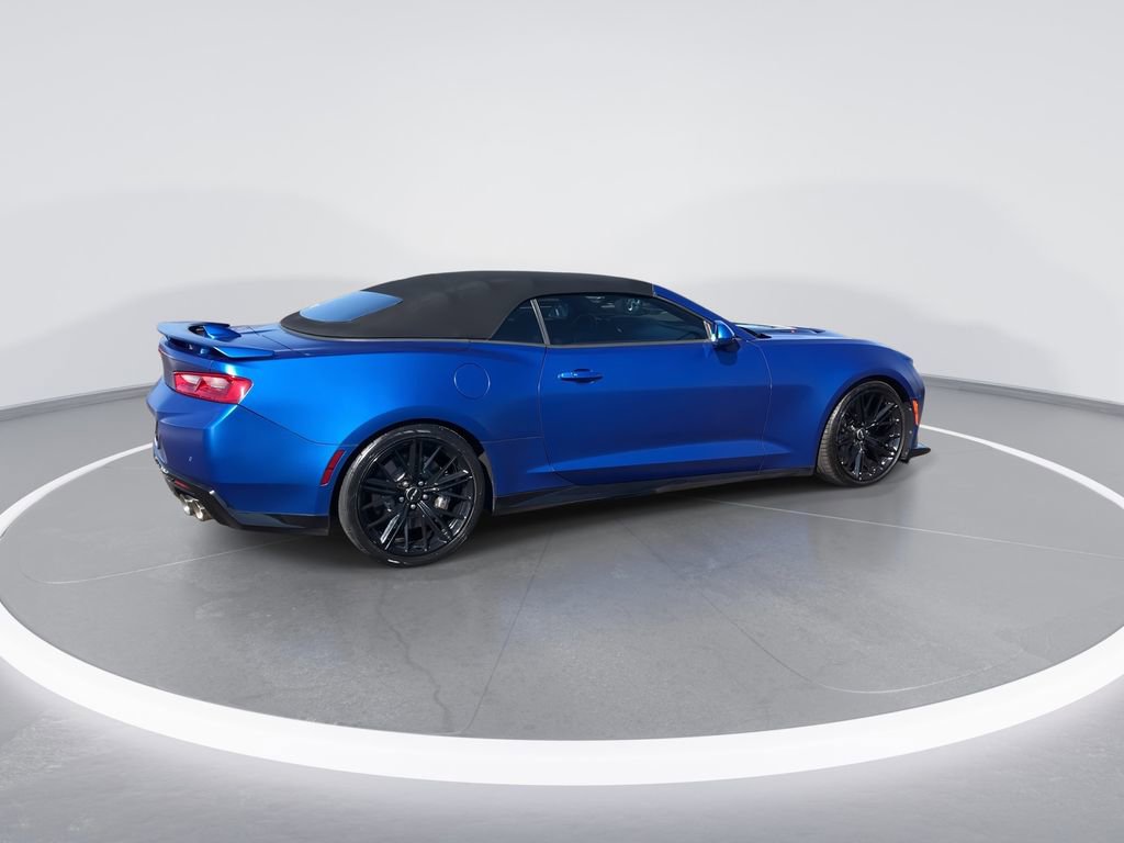 Used 2018 Chevrolet Camaro ZL1 image 8