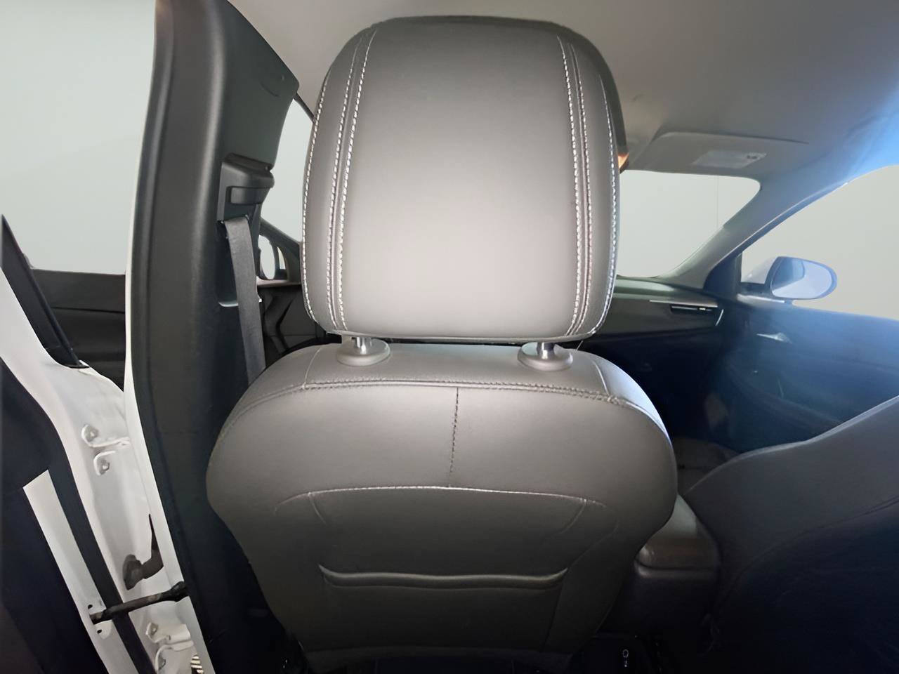 Certified 2024 Buick Encore GX Sport Touring AWD/4WD image 35