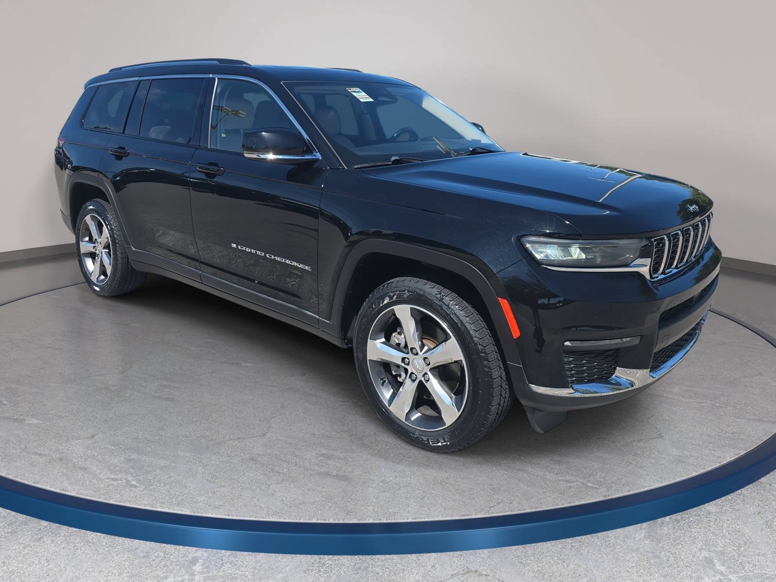 Used 2021 Jeep Grand Cherokee L Limited RWD image 3