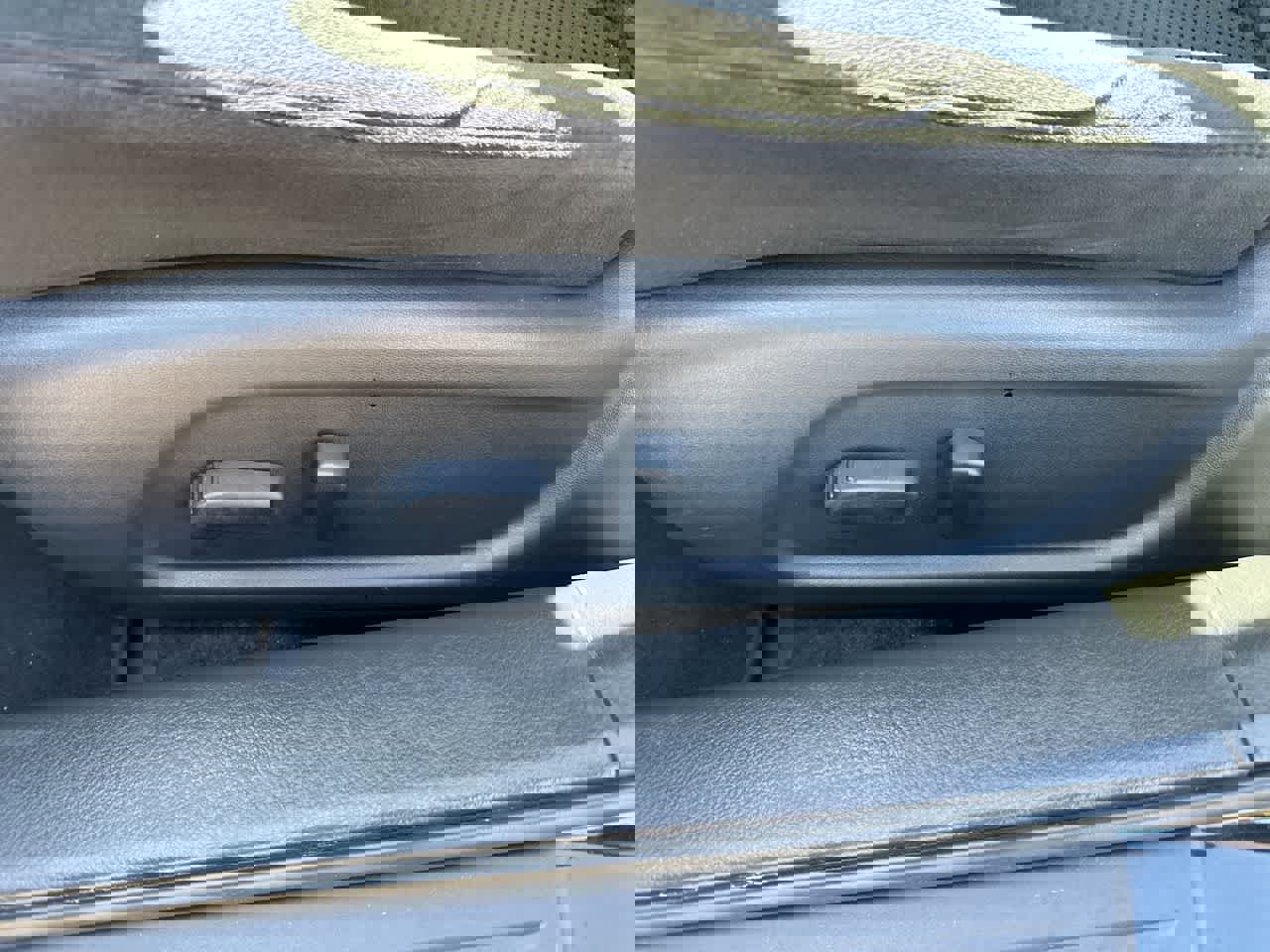 Used 2014 Nissan Altima 2.5 S w/ Display Audio Package image 23