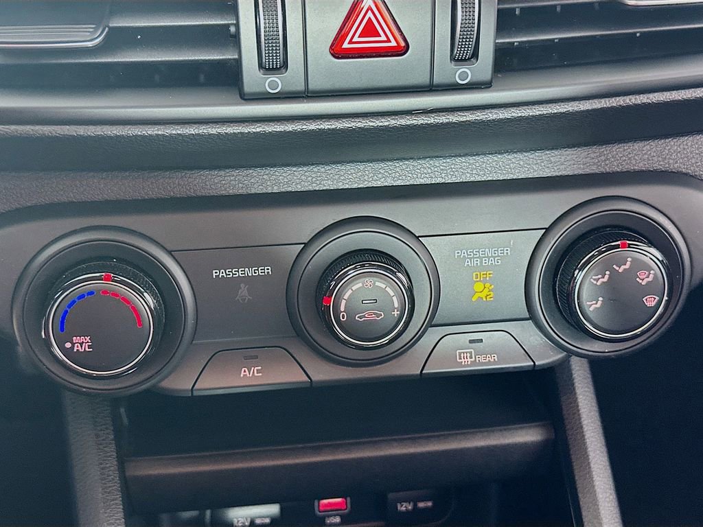 Certified 2023 Kia Forte LXS w/ LXS Technology Package FWD image 18