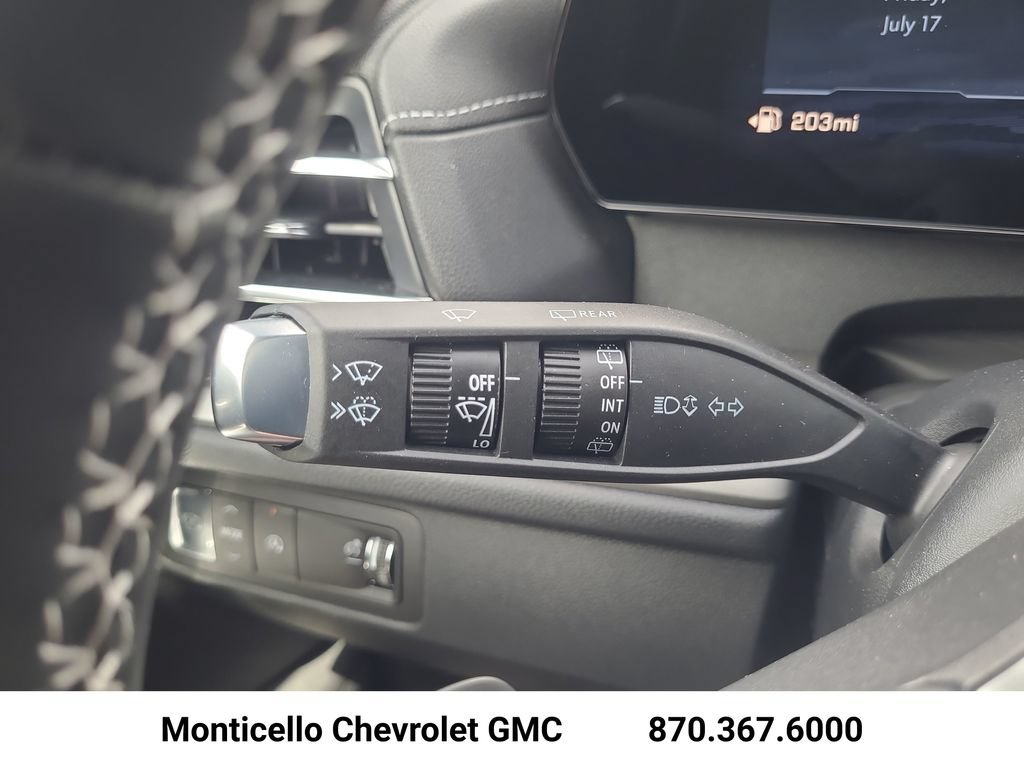 New 2026 Chevrolet Traverse LT w/ Sun and Wheel Package FWD image 15