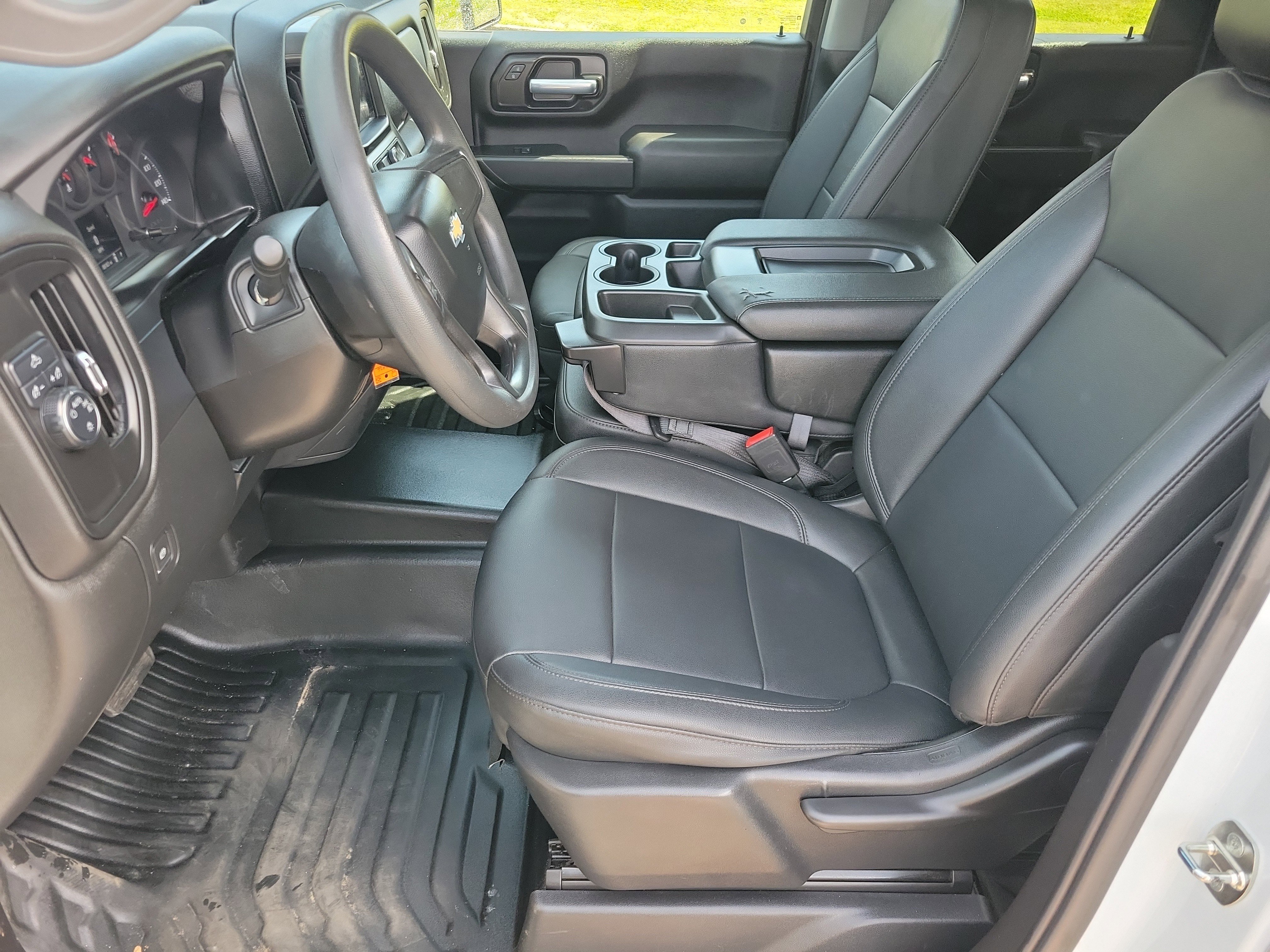 Used 2021 Chevrolet Silverado 2500 W/T w/ WT Convenience Package RWD image 4