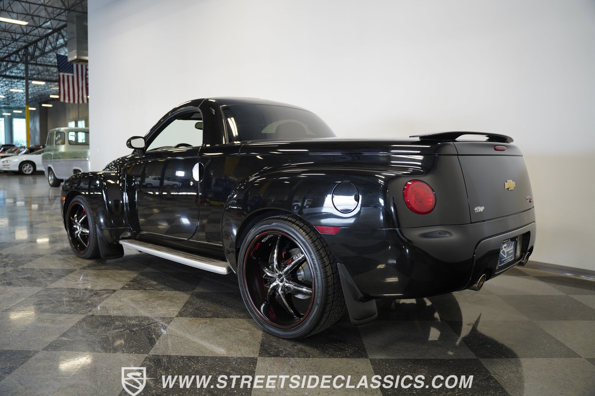 Used 2004 Chevrolet SSR w/ Preferred Equipment Group image 15